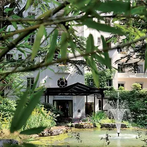 https://domaine-de-divonne.hotels-rhonealpes.com